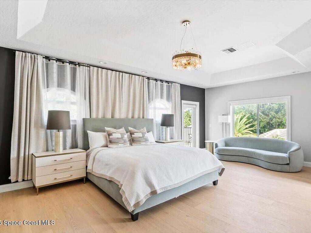 154 Lansing Island Drive, Indian Harbour Beach, FL 32937