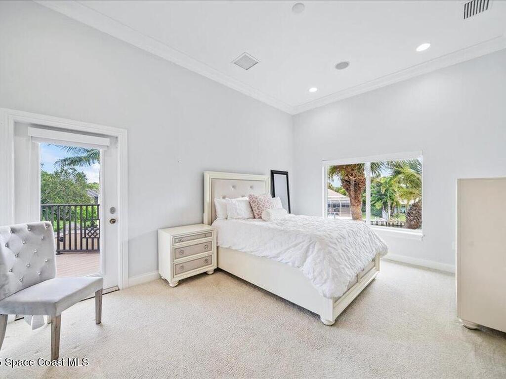 154 Lansing Island Drive, Indian Harbour Beach, FL 32937