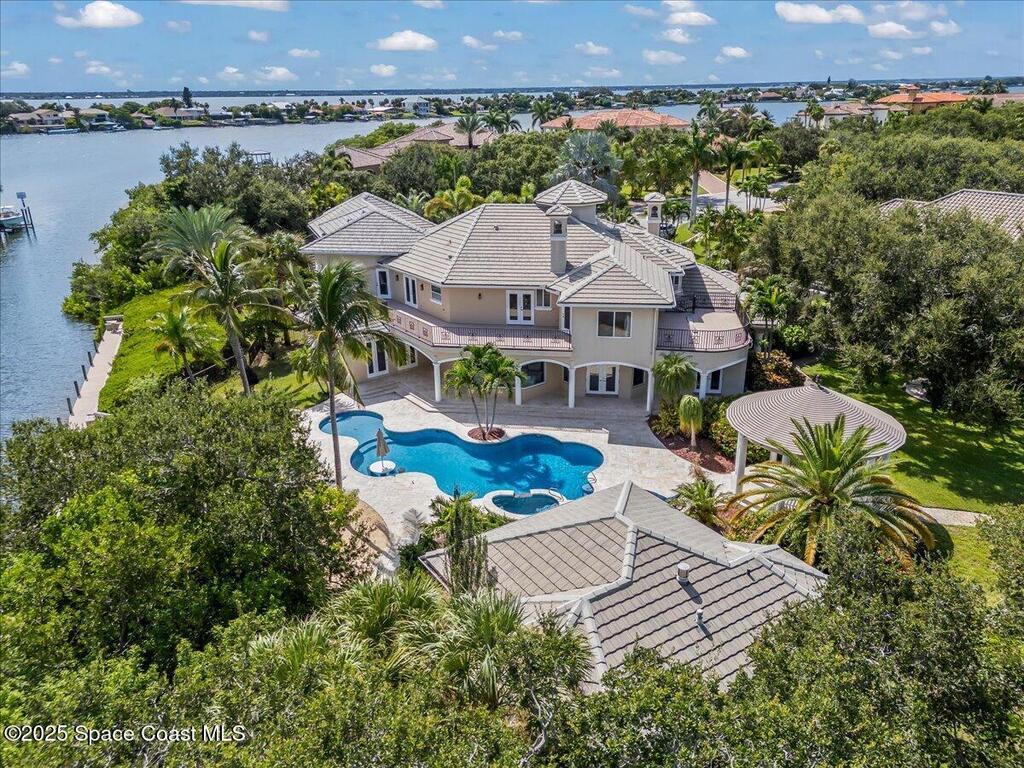 154 Lansing Island Drive, Indian Harbour Beach, FL 32937