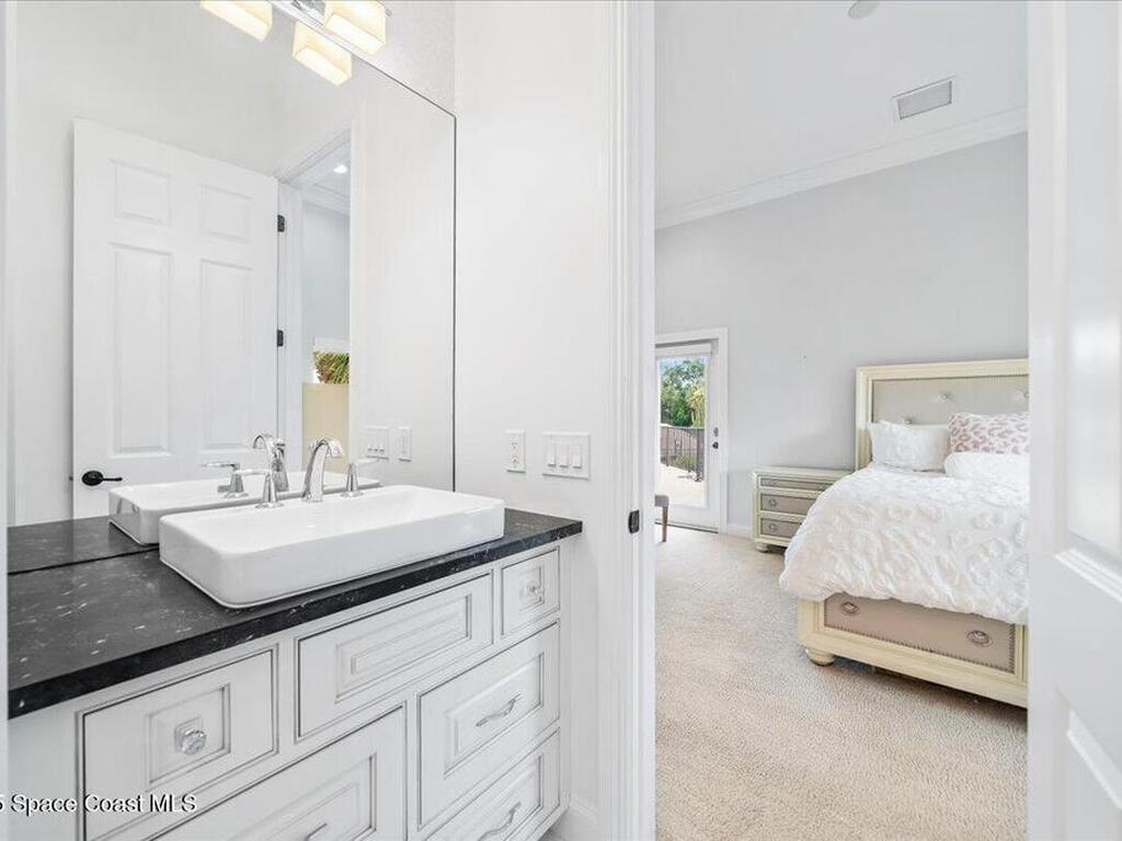 154 Lansing Island Drive, Indian Harbour Beach, FL 32937