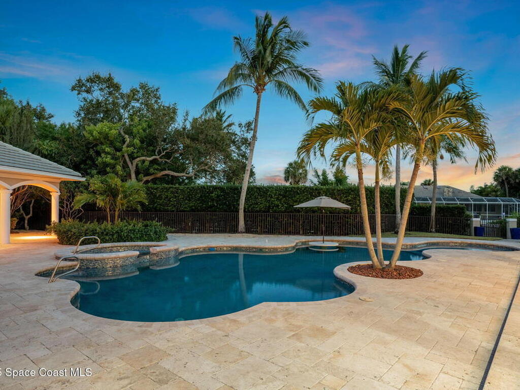 154 Lansing Island Drive, Indian Harbour Beach, FL 32937