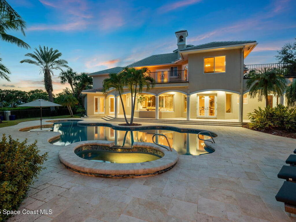 154 Lansing Island Drive, Indian Harbour Beach, FL 32937