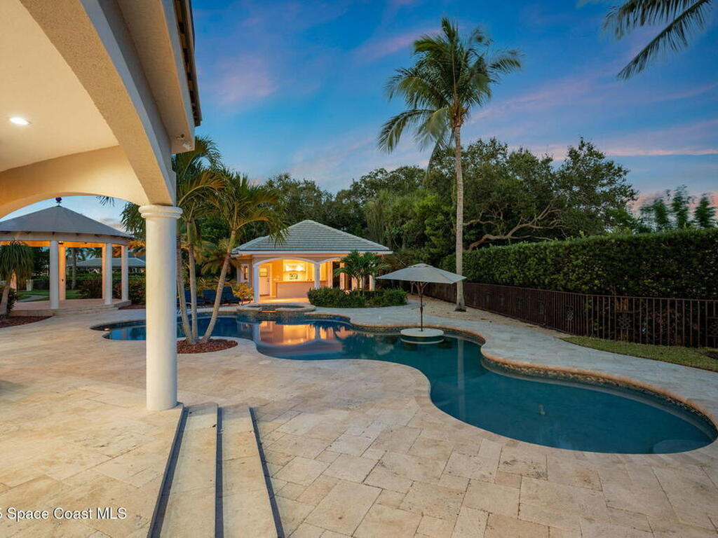 154 Lansing Island Drive, Indian Harbour Beach, FL 32937