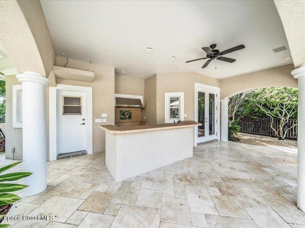 154 Lansing Island Drive, Indian Harbour Beach, FL 32937