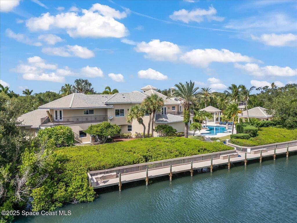 154 Lansing Island Drive, Indian Harbour Beach, FL 32937