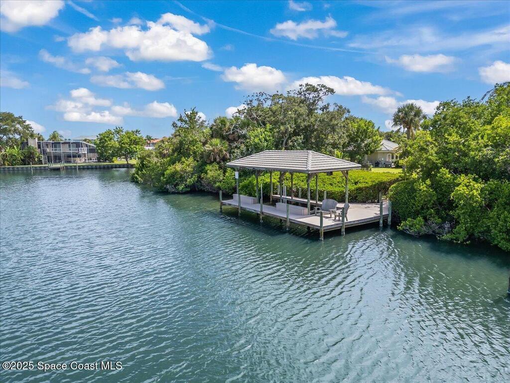 154 Lansing Island Drive, Indian Harbour Beach, FL 32937