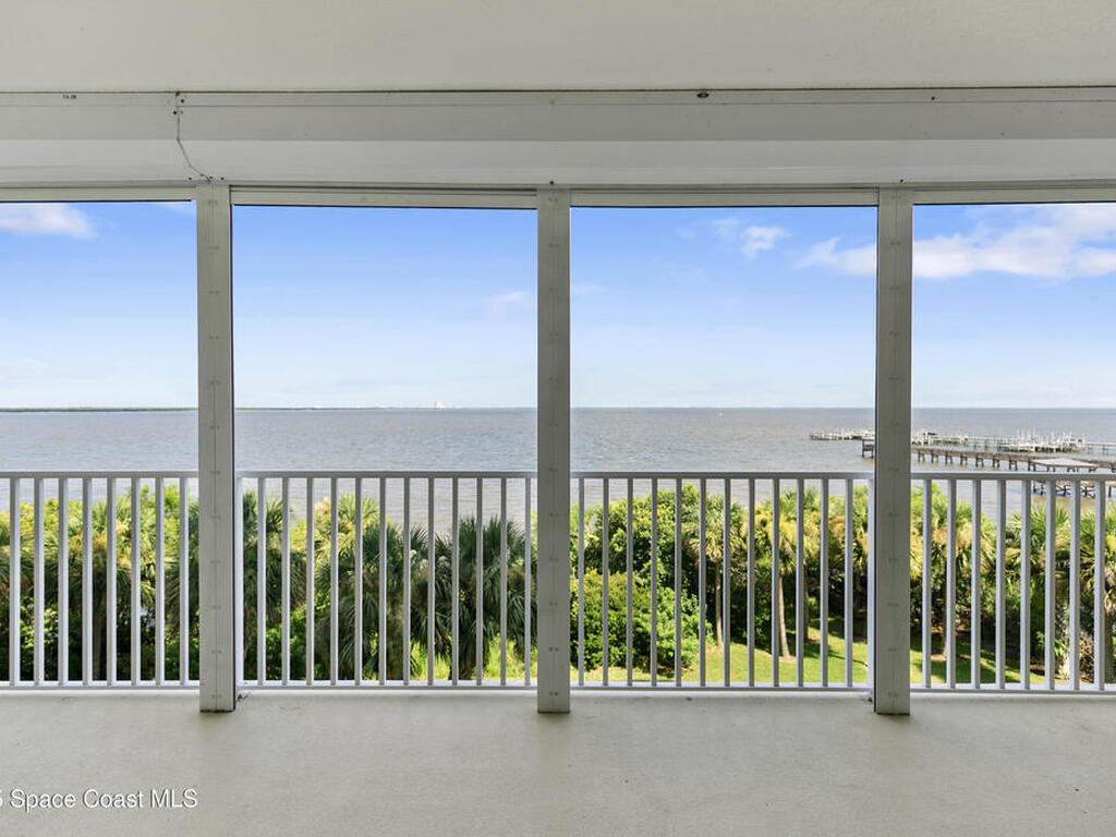 7 Indian River Avenue, Titusville, FL 32796