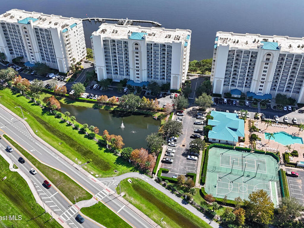 7 Indian River Avenue, Titusville, FL 32796