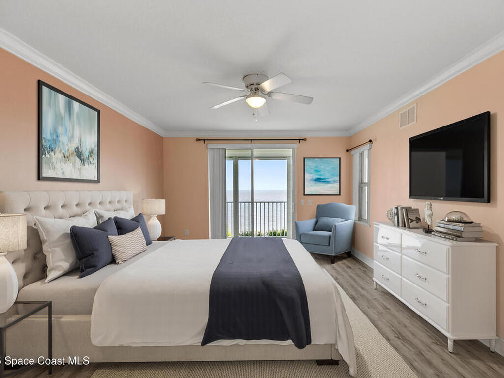 7 Indian River Avenue, Titusville, FL 32796