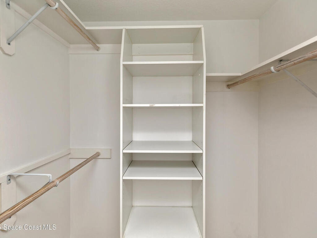 7 Indian River Avenue, Titusville, FL 32796