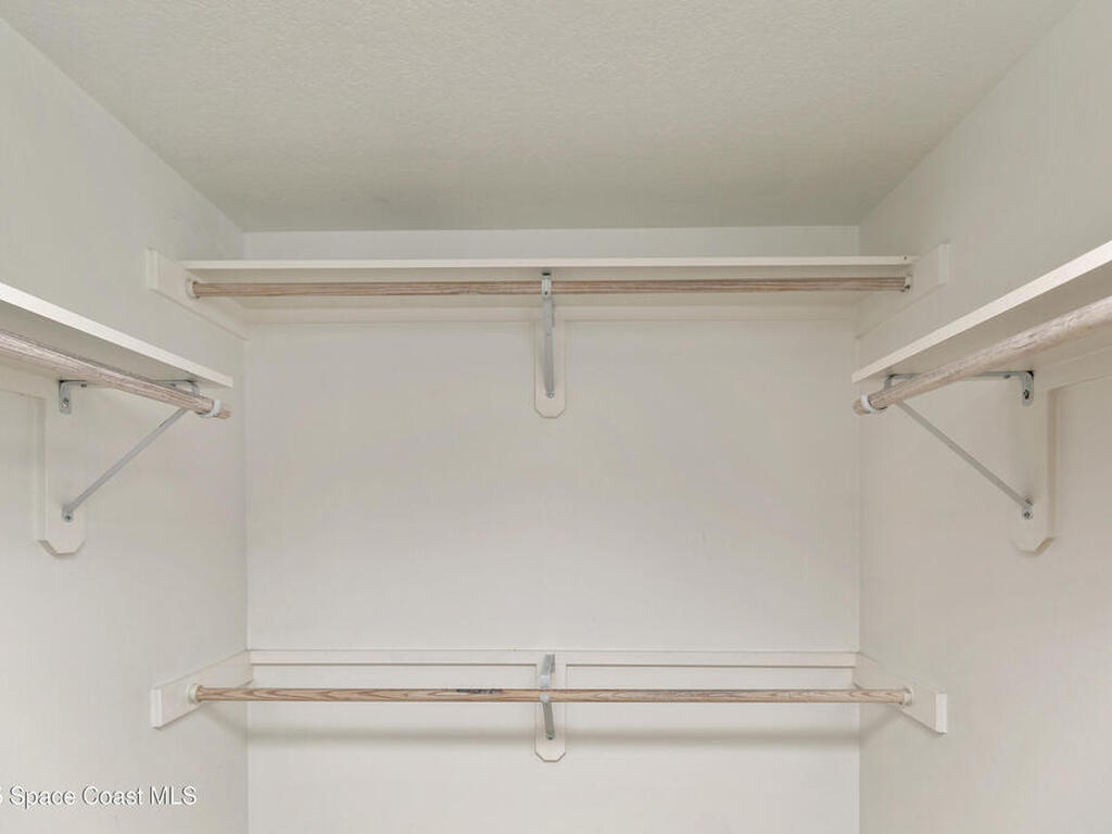 7 Indian River Avenue, Titusville, FL 32796