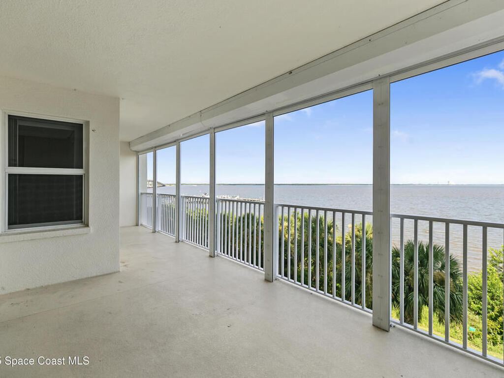 7 Indian River Avenue, Titusville, FL 32796