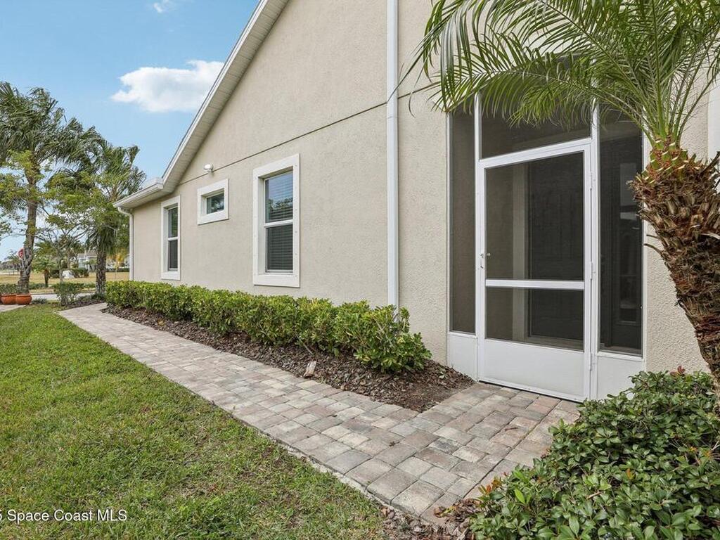 7823 Loren Cove Drive, Melbourne, FL 32940