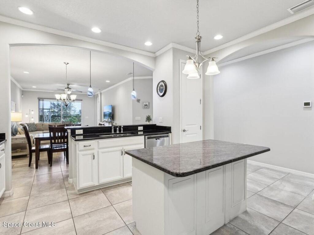 7823 Loren Cove Drive, Melbourne, FL 32940