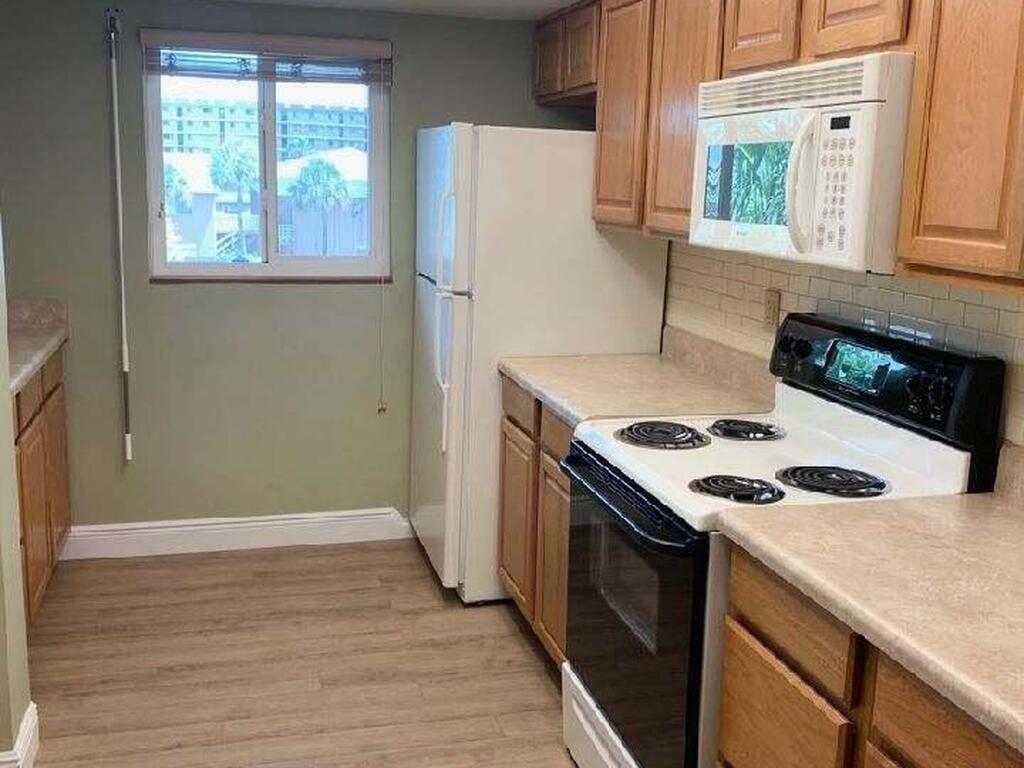 3060 N Atlantic Avenue, Cocoa Beach, FL 32931