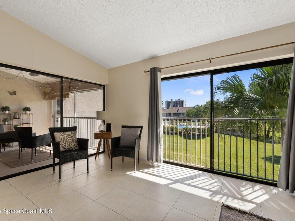 3212 S Lakeview Circle, Fort Pierce, FL 34949