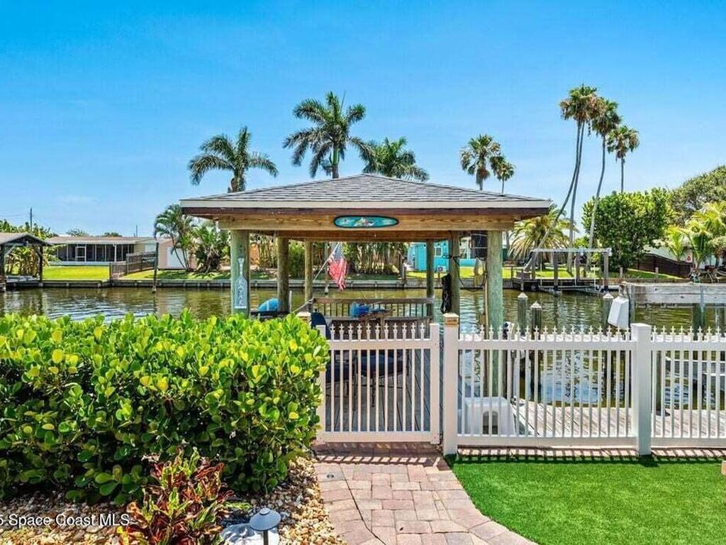 115 Chipola Road, Cocoa Beach, FL 32931