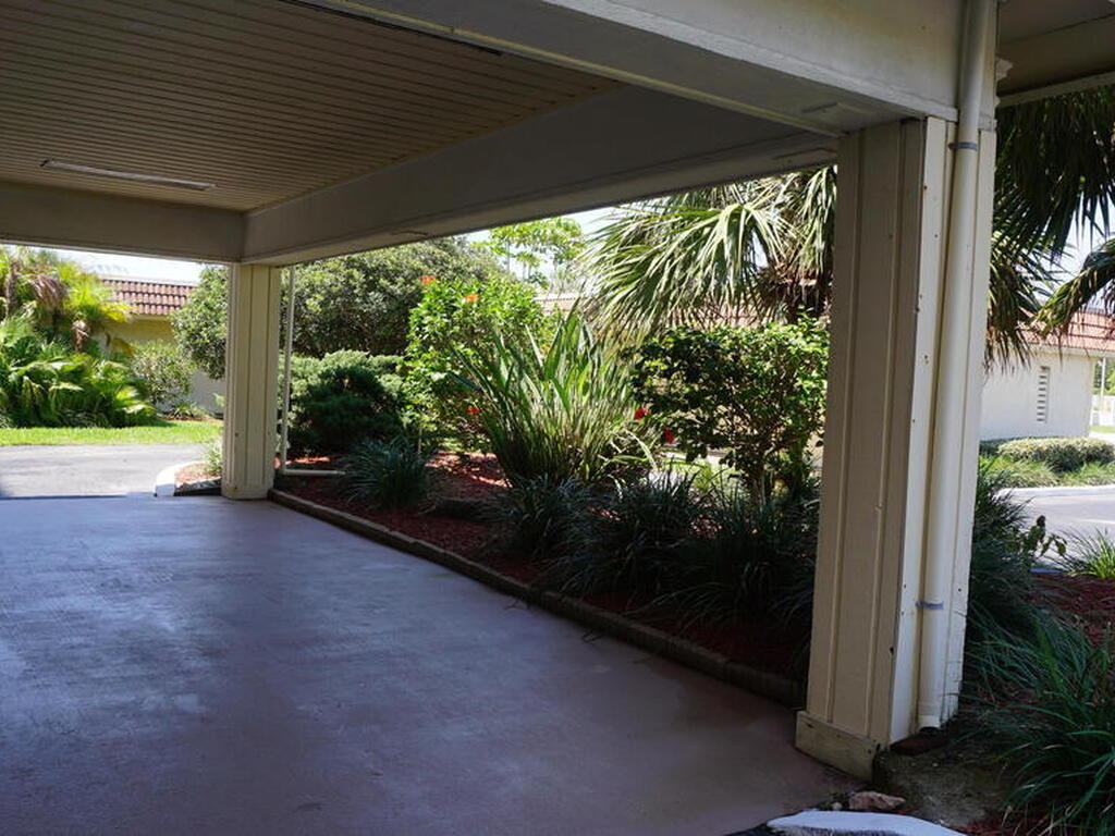 1095 Highway A1a, Indialantic, FL 32903