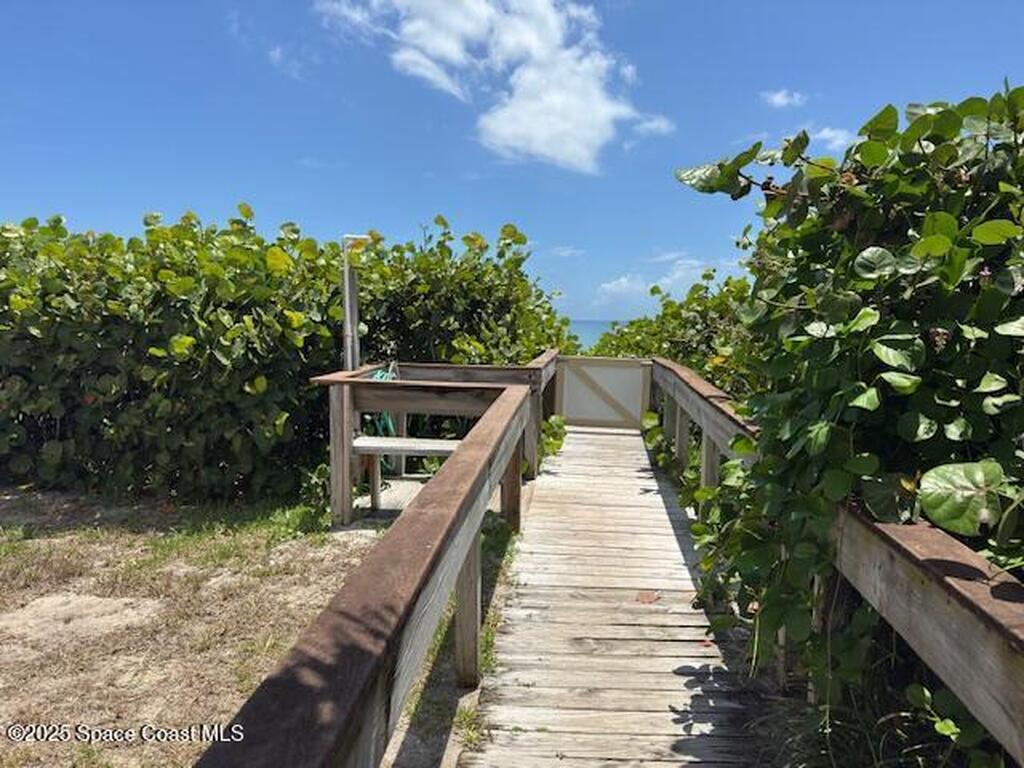 1095 Highway A1a, Indialantic, FL 32903