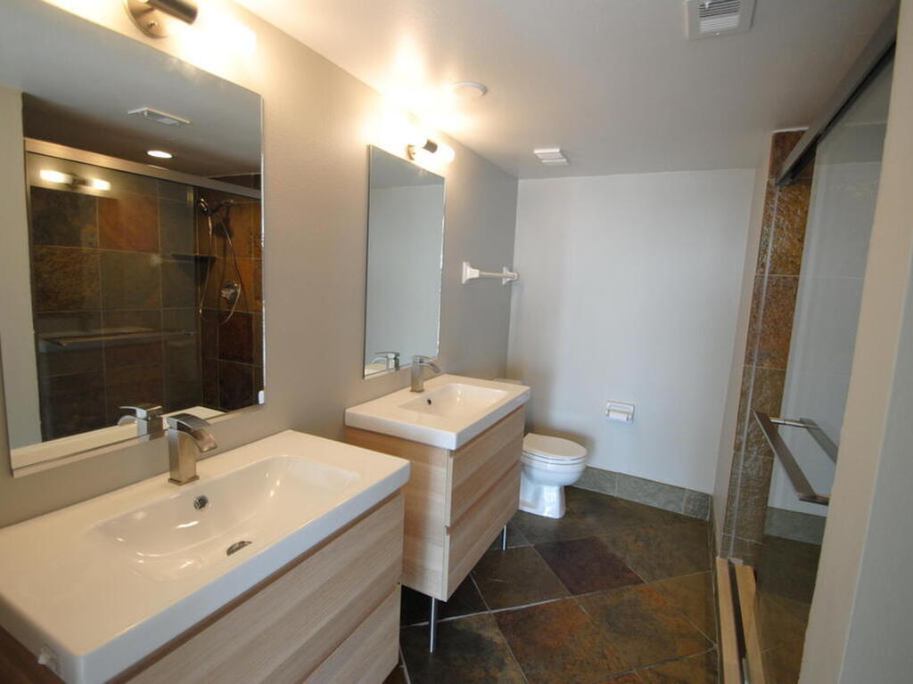 1095 Highway A1a, Indialantic, FL 32903