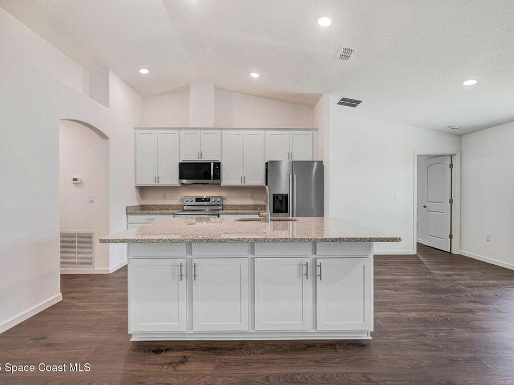 1770 Parrsboro Street, Palm Bay, FL 32907