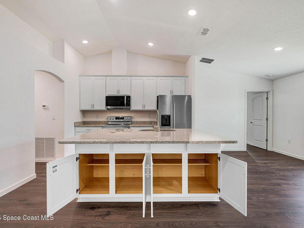 1770 Parrsboro Street, Palm Bay, FL 32907