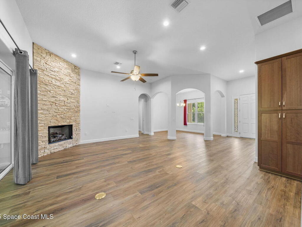 1560 Silk Oak Avenue, Titusville, FL 32796