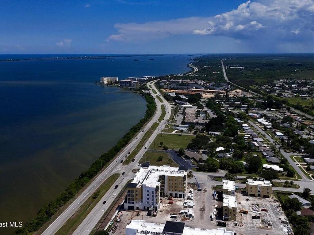 2495 Port Malabar Boulevard, Palm Bay, FL 32905