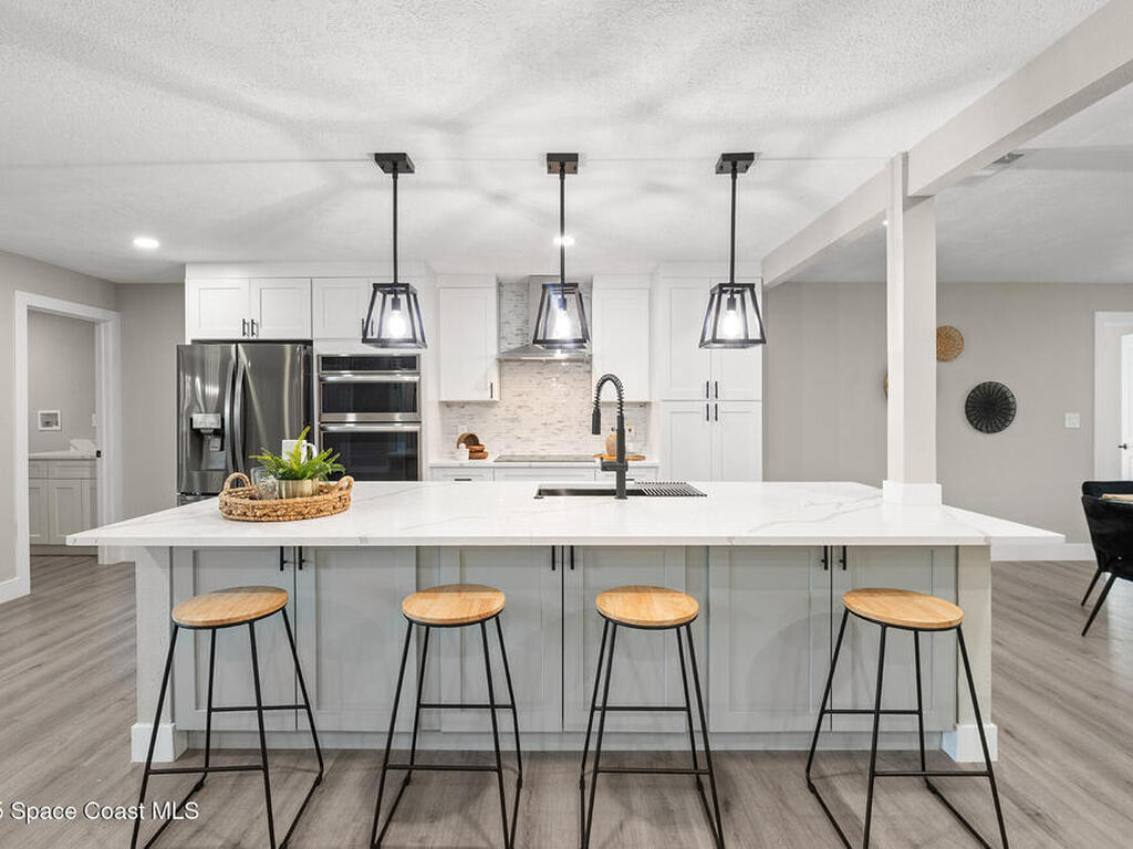 5705 Barna Avenue, Titusville, FL 32780