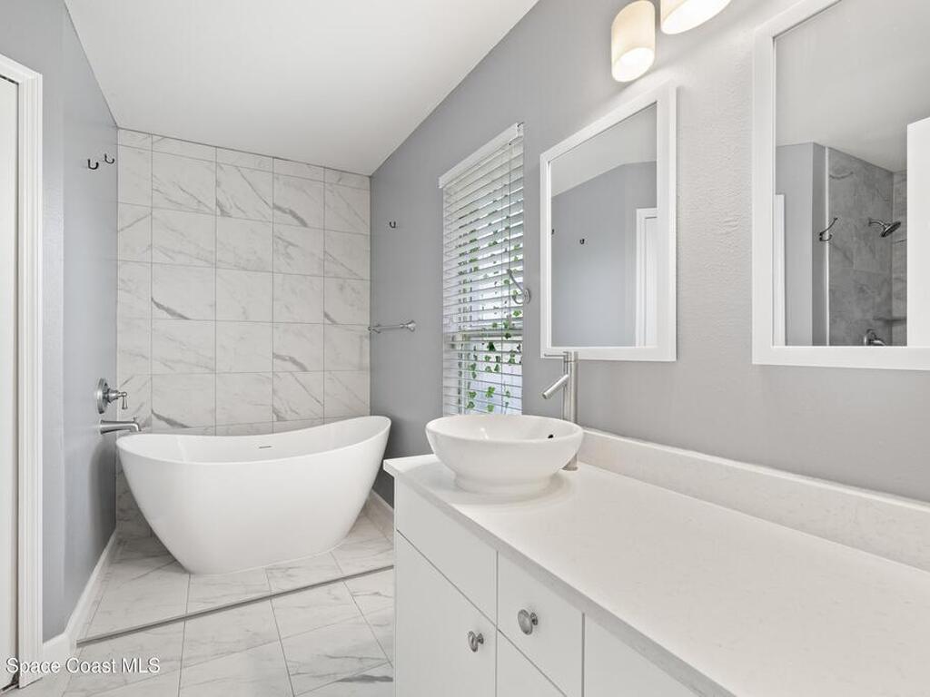 770 Wickham Lakes Drive, Melbourne, FL 32940