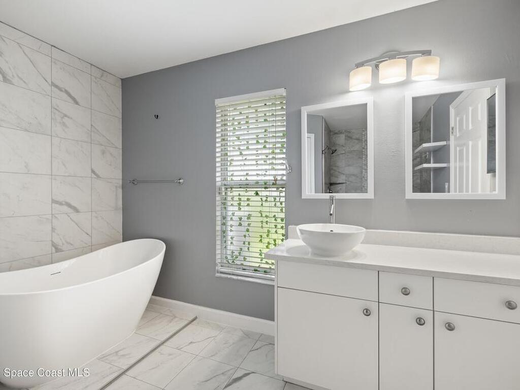 770 Wickham Lakes Drive, Melbourne, FL 32940