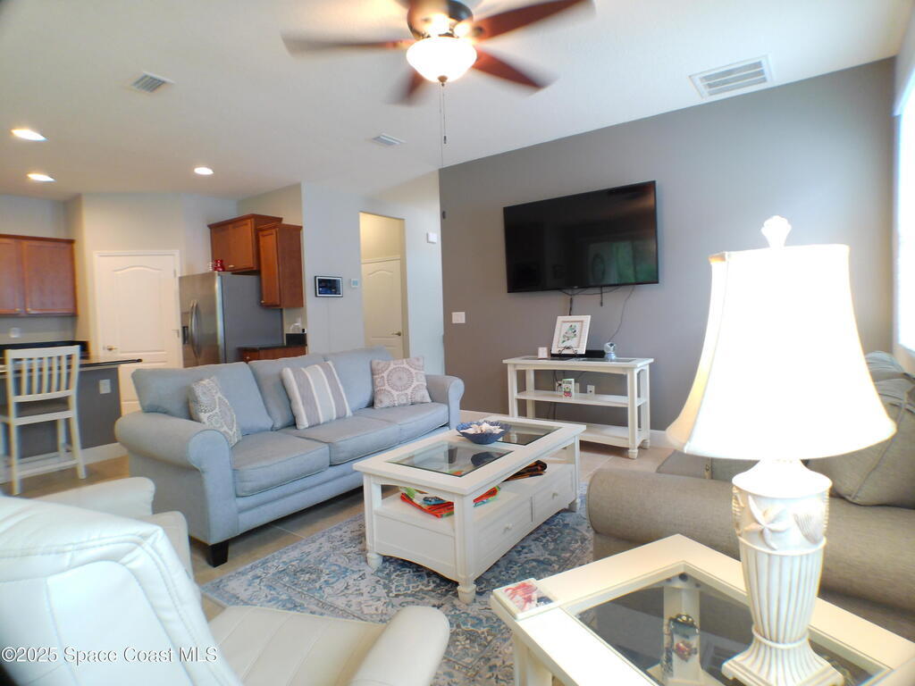 745 Remington Green Drive, Palm Bay, FL 32909