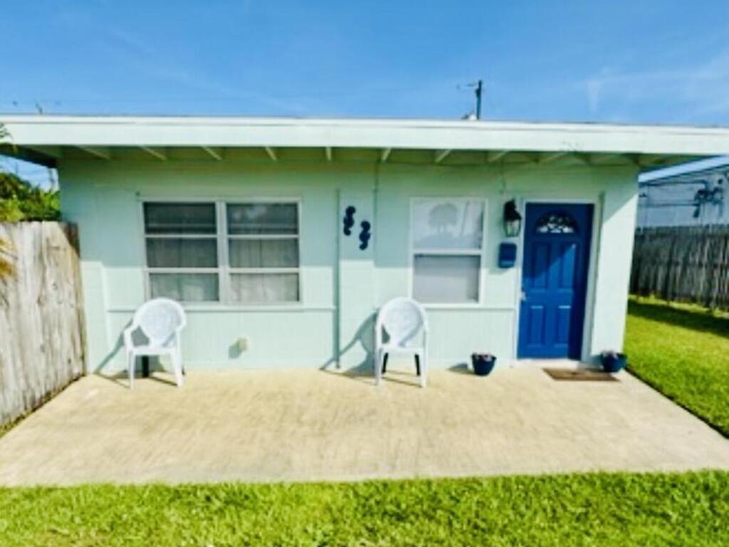 2571 NE Vernon Drive, Palm Bay, FL 32905