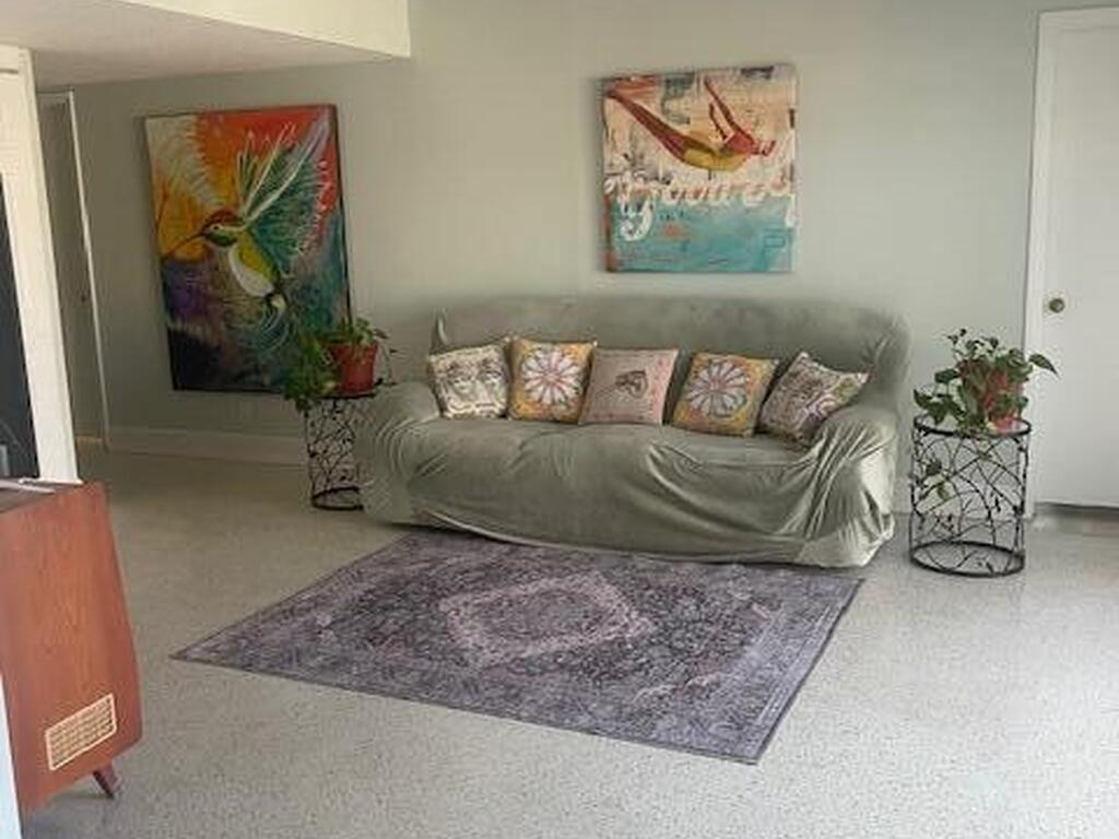 2571 NE Vernon Drive, Palm Bay, FL 32905