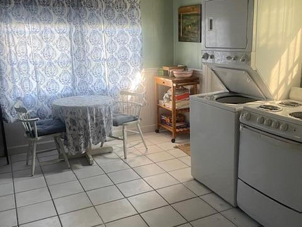 2571 NE Vernon Drive, Palm Bay, FL 32905