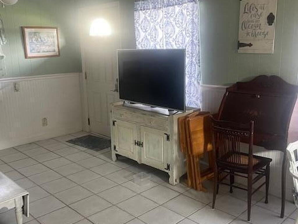 2571 NE Vernon Drive, Palm Bay, FL 32905