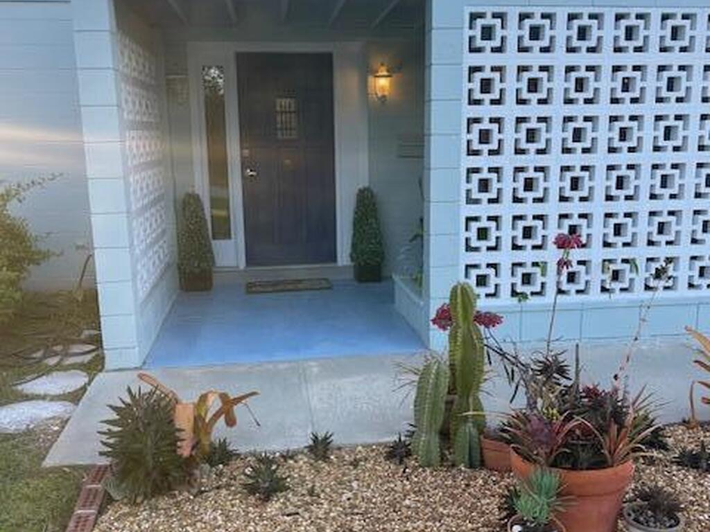 2571 NE Vernon Drive, Palm Bay, FL 32905