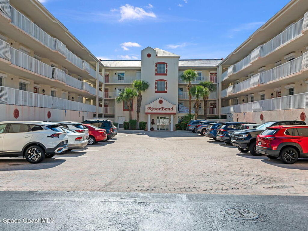 3360 S Atlantic Avenue, Cocoa Beach, FL 32931