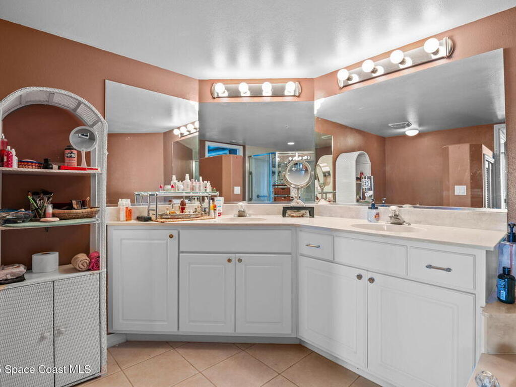 3360 S Atlantic Avenue, Cocoa Beach, FL 32931