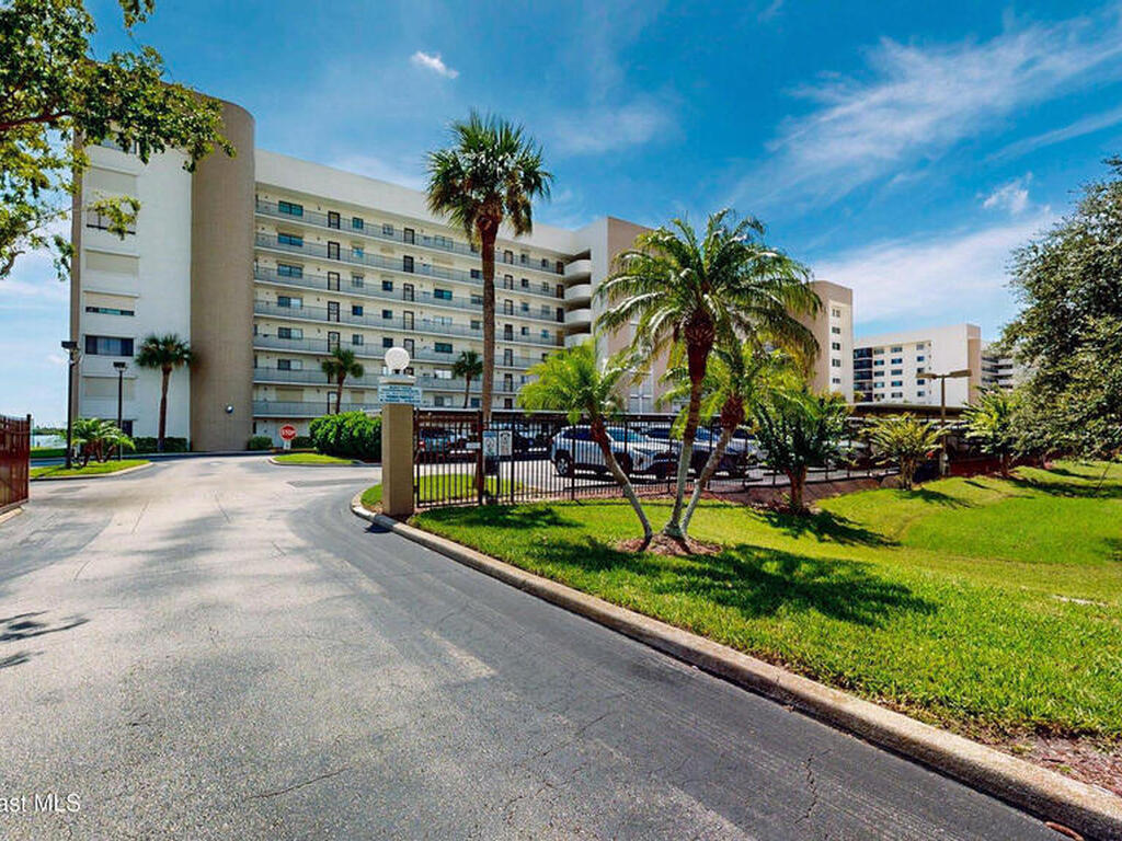 200 S Sykes Creek Parkway, Merritt Island, FL 32952