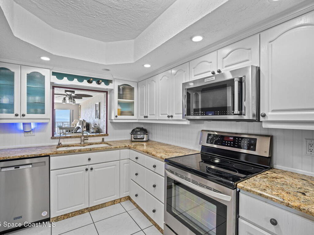 1305 S Atlantic Avenue, Cocoa Beach, FL 32931