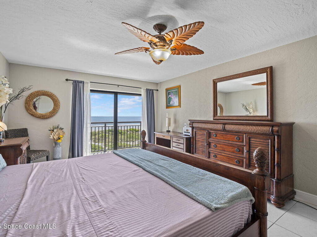 1305 S Atlantic Avenue, Cocoa Beach, FL 32931