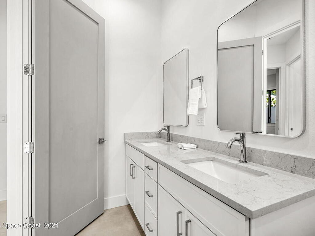 105 Tenth Avenue, Indialantic, FL 32903