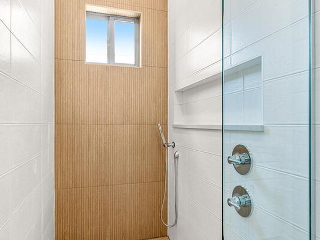 105 Tenth Avenue, Indialantic, FL 32903