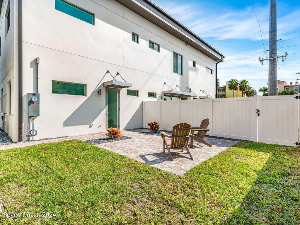 105 Tenth Avenue, Indialantic, FL 32903