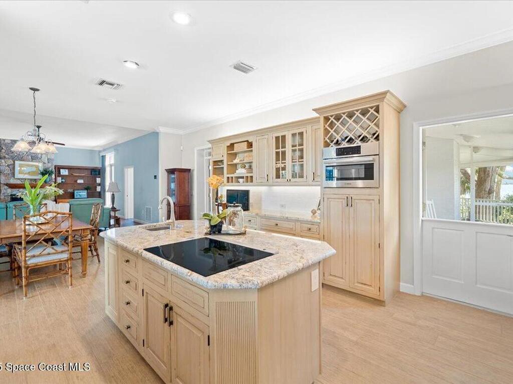 607 Rockledge Drive, Rockledge, FL 32955