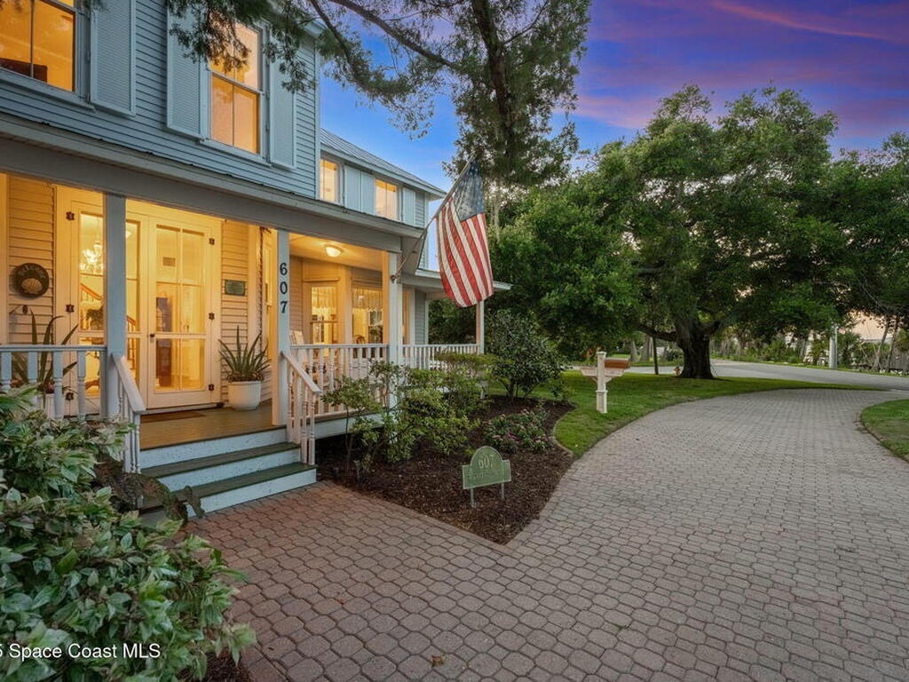 607 Rockledge Drive, Rockledge, FL 32955