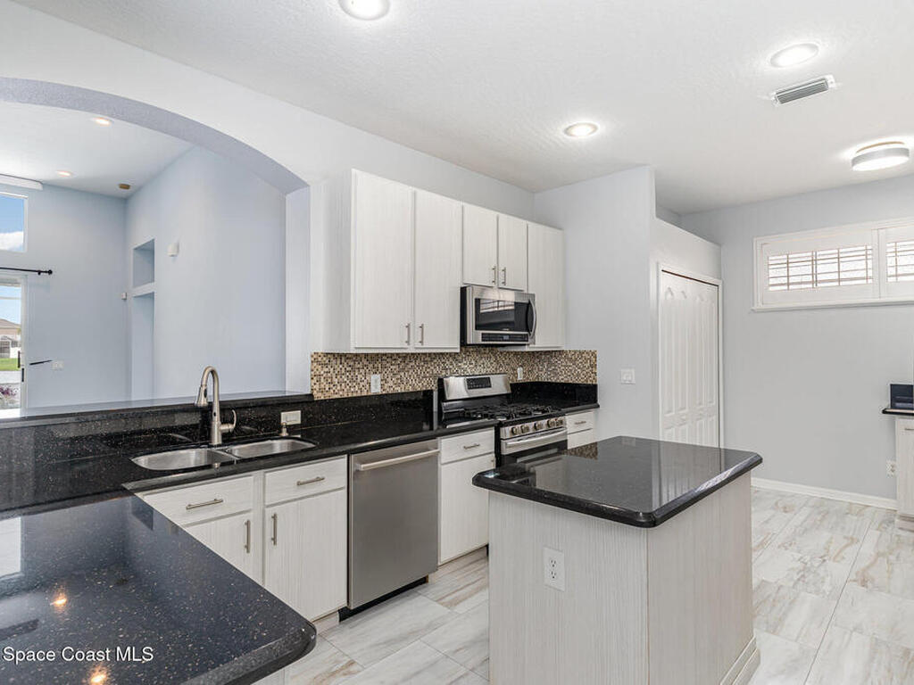 321 Oceanside Boulevard, Melbourne, FL 32903