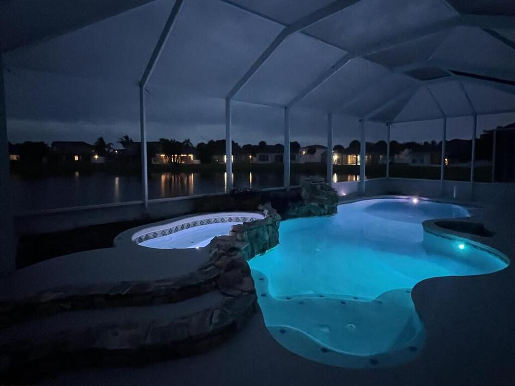 321 Oceanside Boulevard, Melbourne, FL 32903