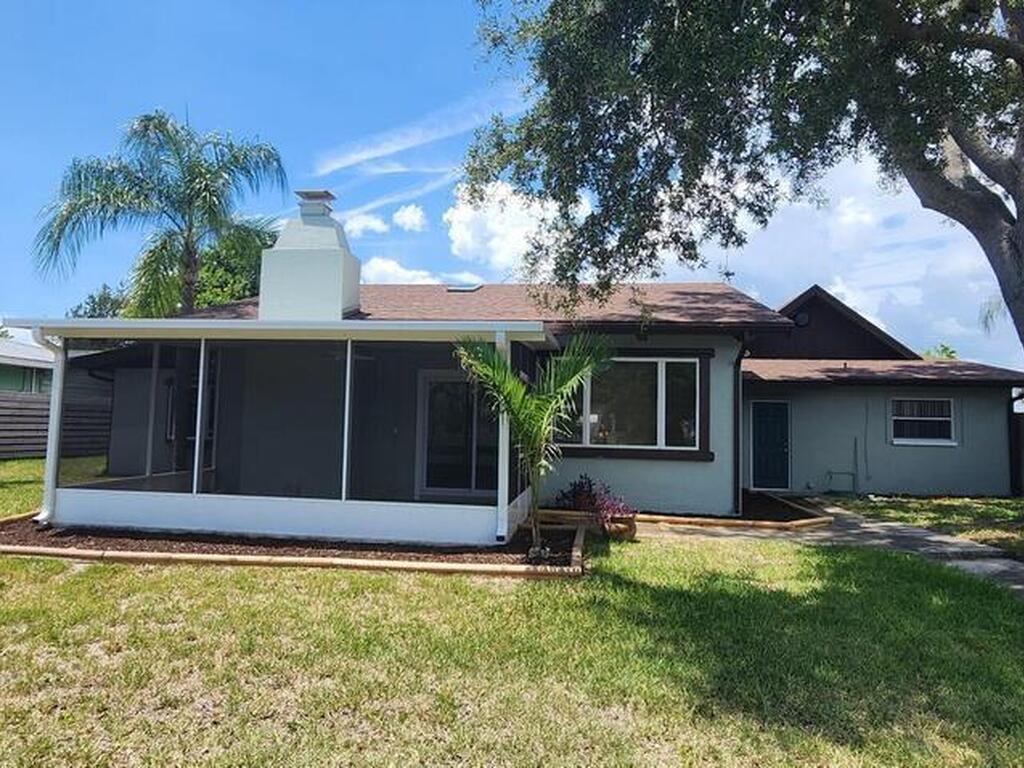 1041 Bali Road, Cocoa Beach, FL 32931